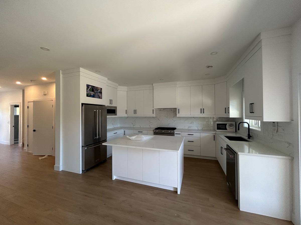 00p0p_4siugTbTj1b_0ww0oo_1200x900