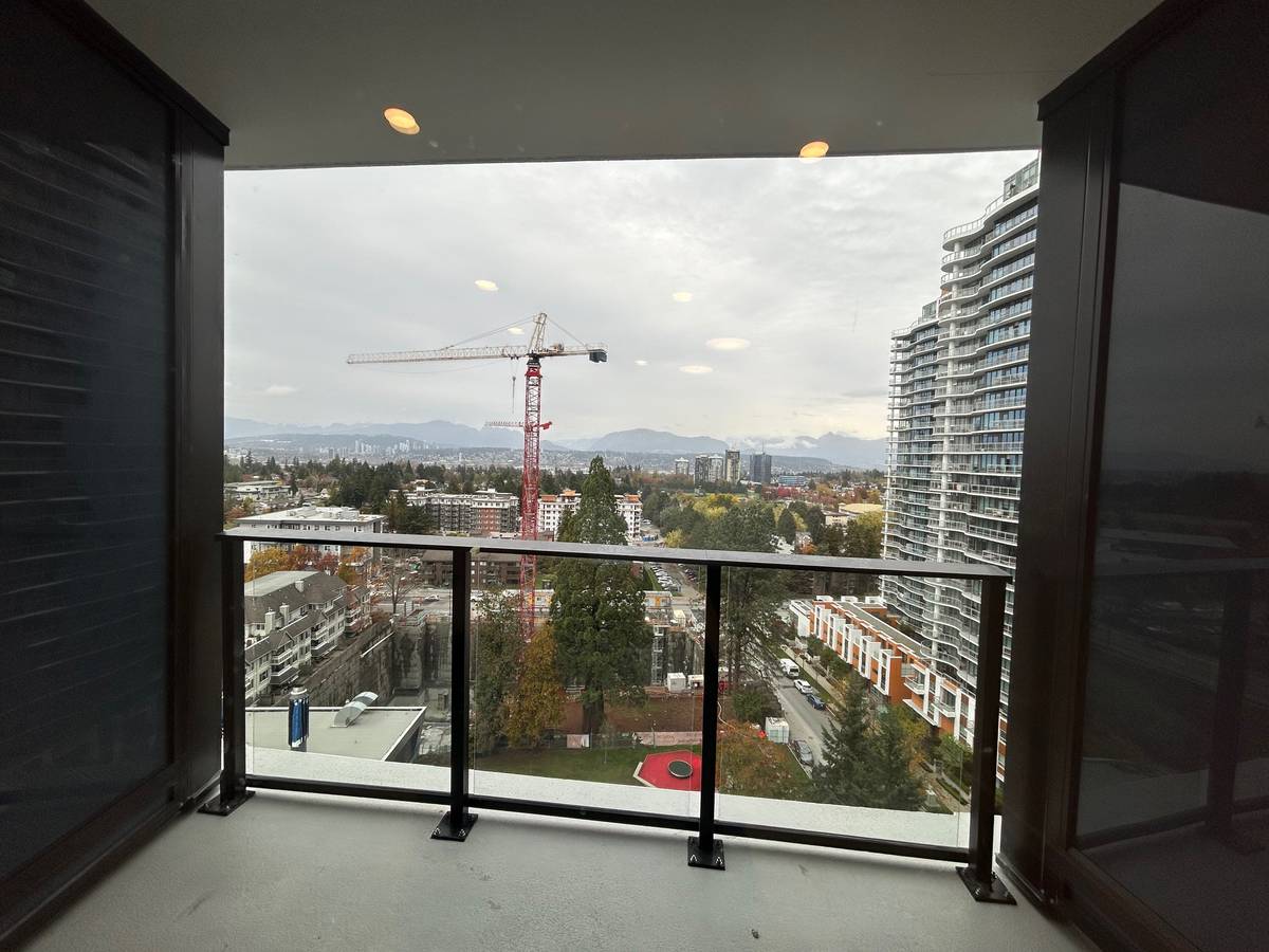 00x0x_aKe8r8ibBRK_0ww0oo_1200x900