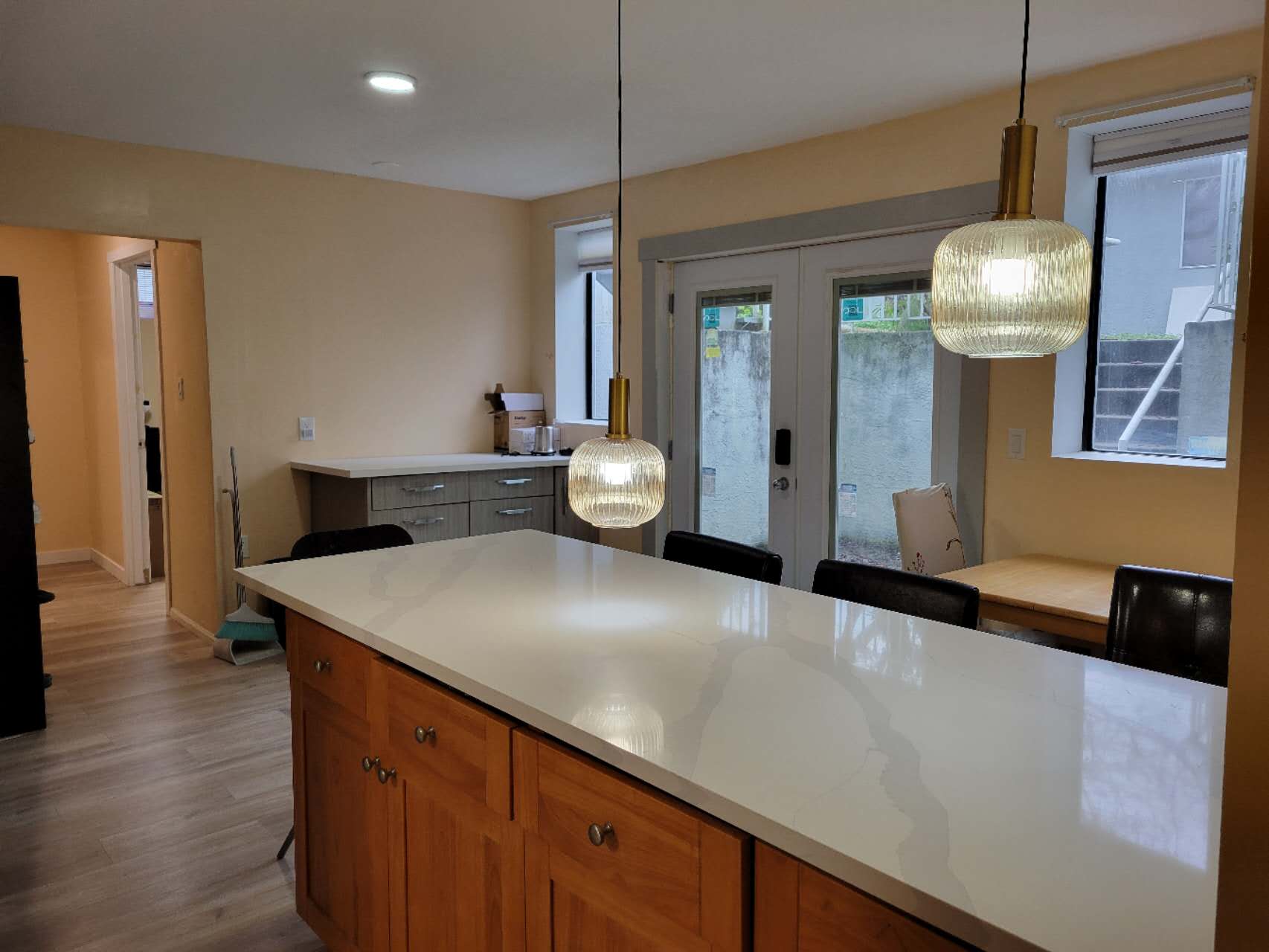 LOWER HOUSE COMMON AREA PHOTO 1