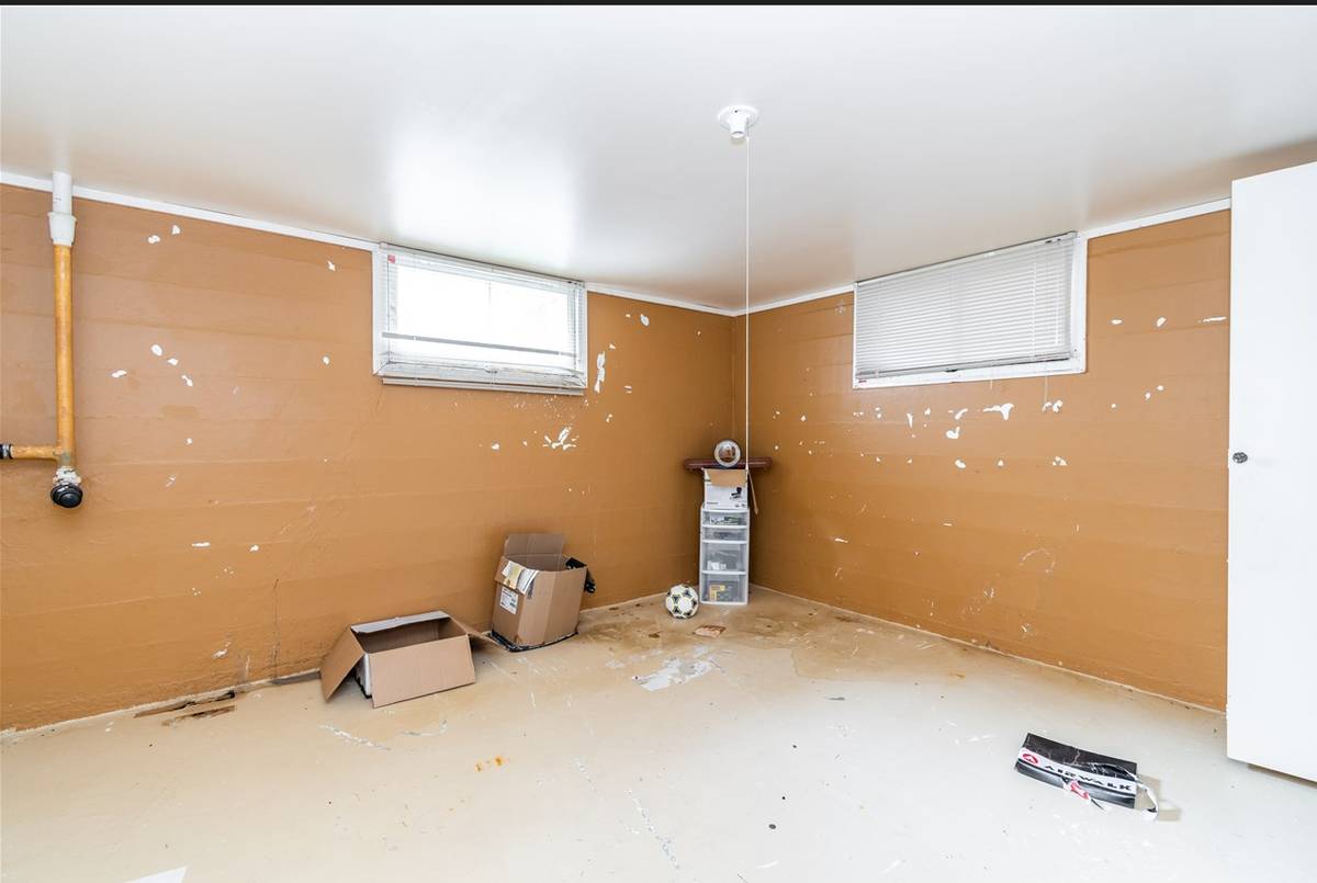 00606_gn8Wt8QonNm_0kw0dM_1200x900