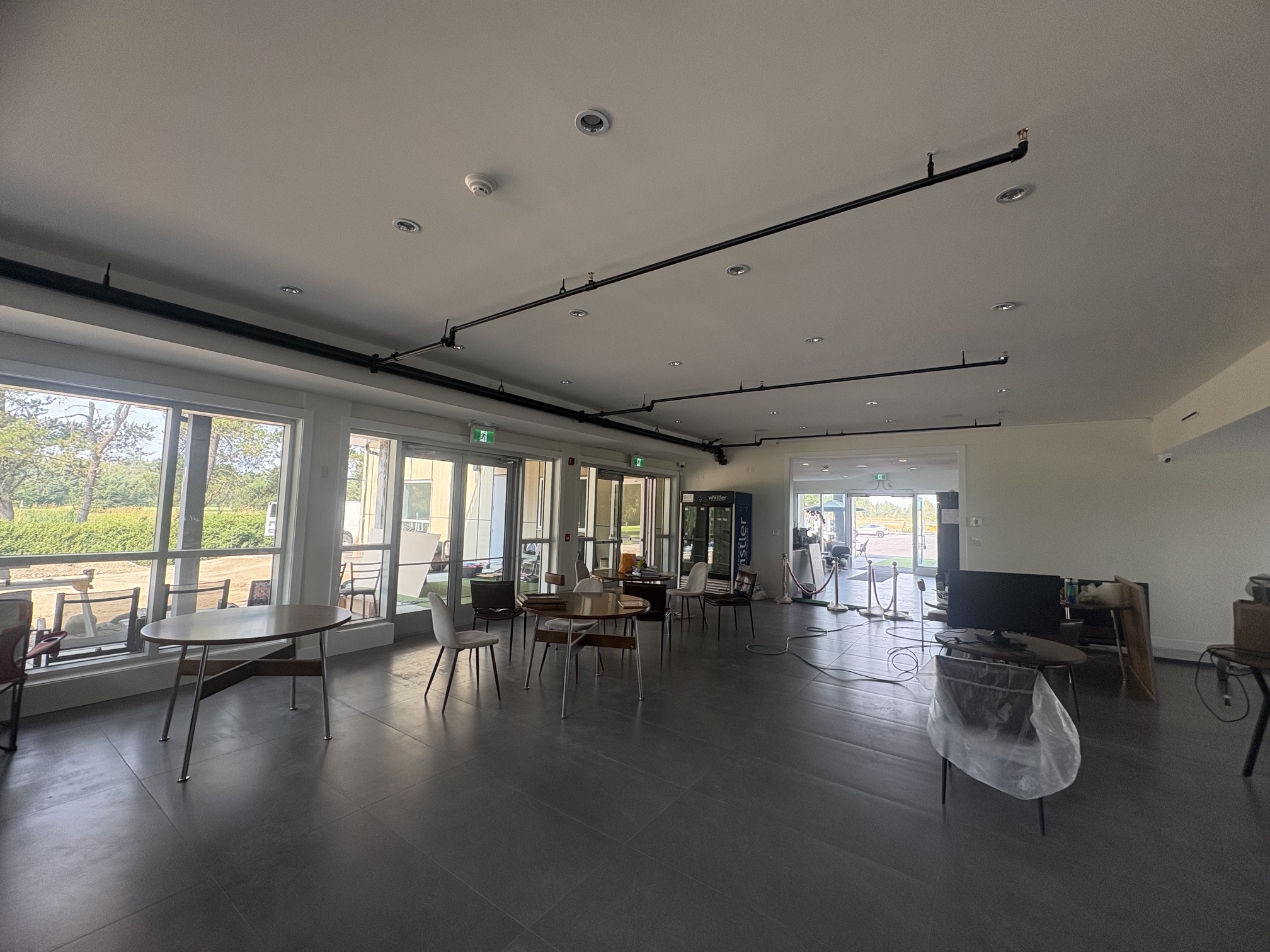 $12,000 / 7000ft2 - Prosprise Realty–Unique Commercial Property in Golf Course Ref#10646C (Delta)